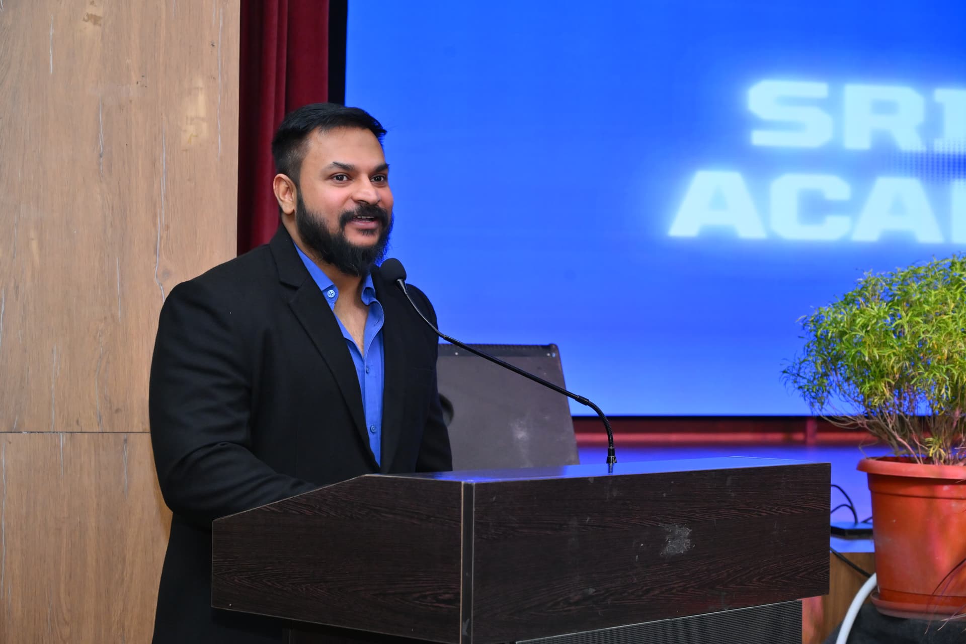 Mr. Narendra Thota, Principal of Sri Sri Academy