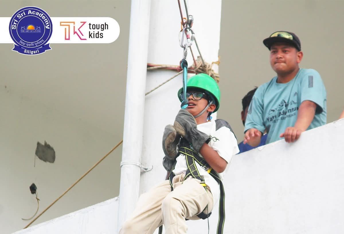Over the wall on the rope