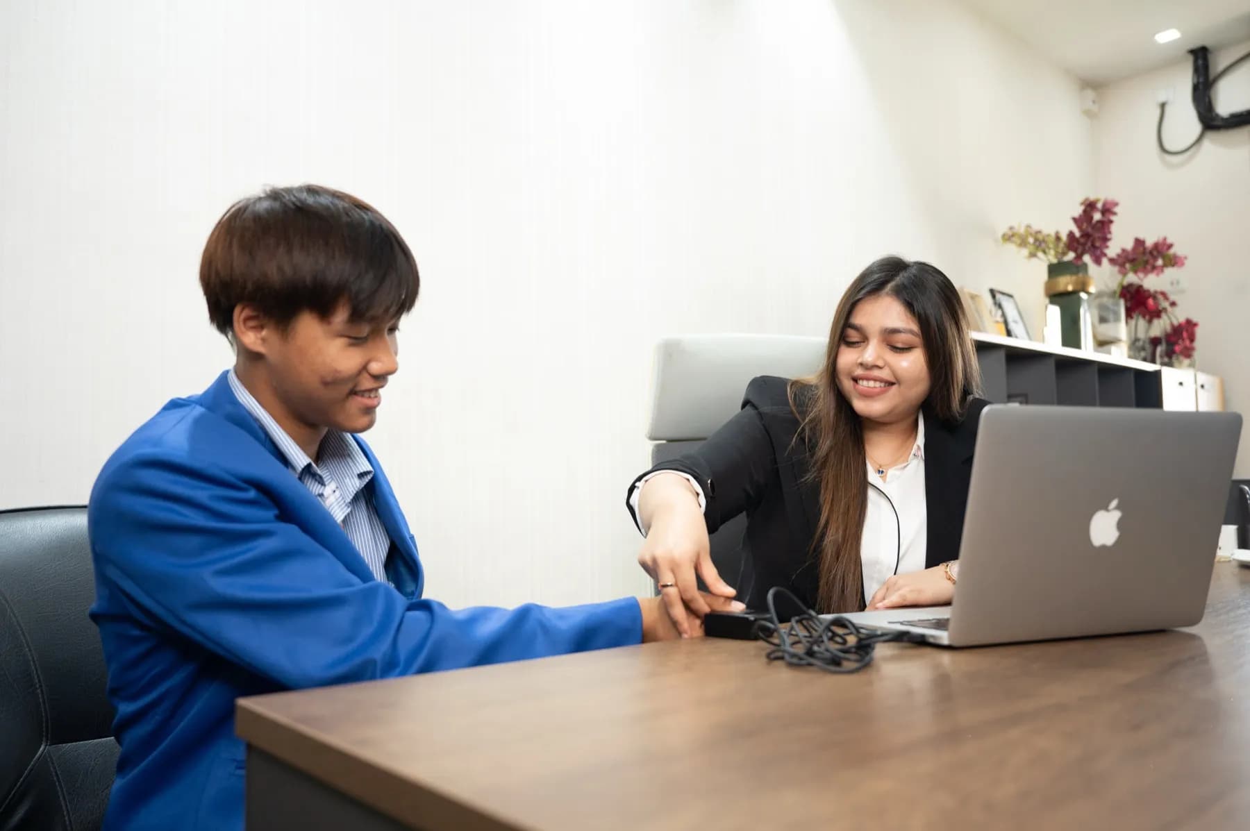 A counsellor guiding a student through DMIT